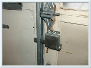 garage door lock San Antonio